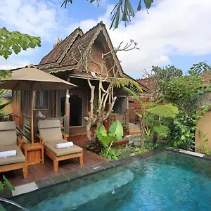 2* Resort Artist Village By Pramana Watu Kurung